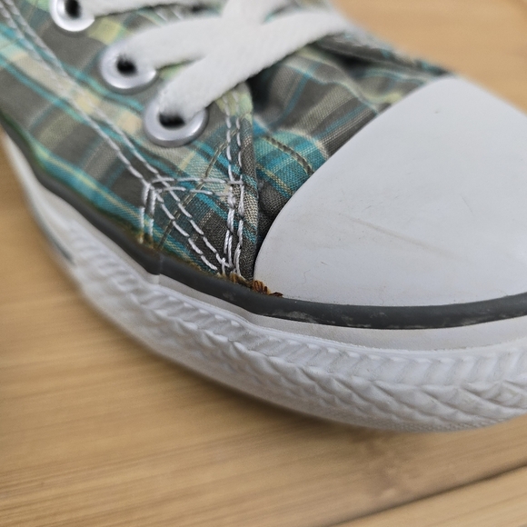 Converse Plaid Low-Top Sneakers - Picture 11 of 13